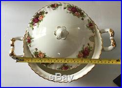 USED VINTAGE 1962 Royal Albert Old Country Roses Soup Tureen Made in England