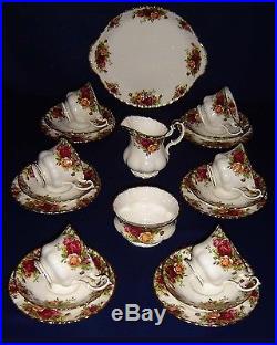 Vintage 1950-1960 Royal Albert Old Country Roses Tea Set/service Perfect