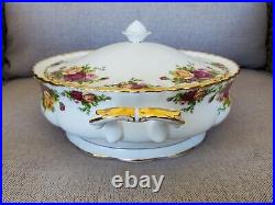 VINTAGE Old Country Roses ROYAL ALBERT Round Covered Vegetable Serving Bowl Dish