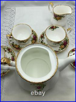 VINTAGE ROYAL ALBERT Bone China Old Country Roses Tea Pot Cups Saucer 1962
