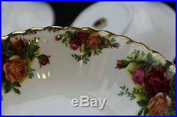 VINTAGE Royal Albert Old Country Roses ENGLAND SET OF 8 6 Cereal Bowls Soup