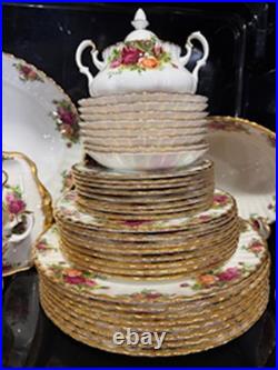 VTG 46 Piece Royal Albert Old Country Roses English Bone China Dish Set