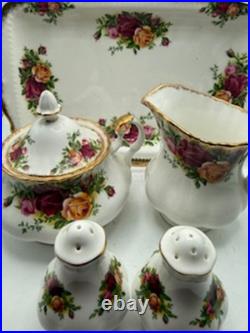 VTG 46 Piece Royal Albert Old Country Roses English Bone China Dish Set