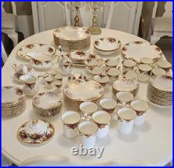 VTG Royal Albert Old Country Roses Bone China Dinner Set England 1962, 87 pieces