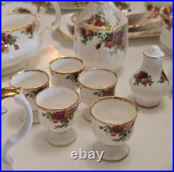 VTG Royal Albert Old Country Roses Bone China Dinner Set England 1962, 87 pieces