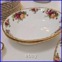 VTG Royal Albert Old Country Roses Bone China Dinner Set England 1962, 87 pieces
