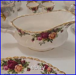 VTG Royal Albert Old Country Roses Bone China Dinner Set England 1962, 87 pieces