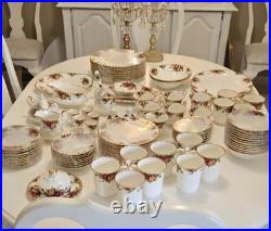 VTG Royal Albert Old Country Roses Bone China Dinner Set England 1962, 87 pieces