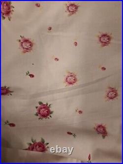 VTG Royal Albert Old Country Roses Tablecloth 69X 89 EUC HTF