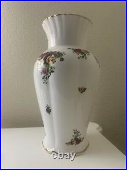 Vase Royal Albert Old Country Roses 12 Inches Tall