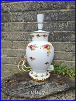 Vi Tage Royal Albert Old Country Rose's Large Table Lamp With Original Shade Vi Tage Royal Albert Old Country Rose's Large Table Lamp With Original Shade
