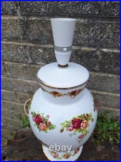 Vi Tage Royal Albert Old Country Rose's Large Table Lamp With Original Shade