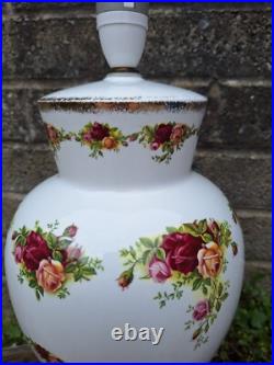 Vi Tage Royal Albert Old Country Rose's Large Table Lamp With Original Shade