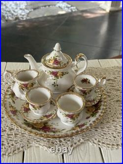 Vintage 1962 RoyalAlbert Old Country Roses Tea Set Teapot Lid 4 Cups/Saucers Box