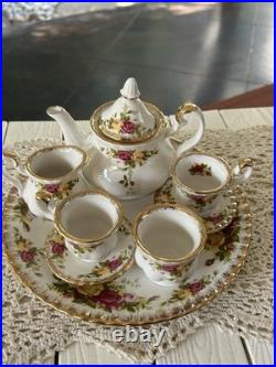 Vintage 1962 RoyalAlbert Old Country Roses Tea Set Teapot Lid 4 Cups/Saucers Box