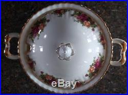 Vintage 1962 Royal Albert China Old Country Roses Soup tureen 146oz Made In