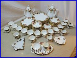 Vintage 1962 Royal Albert Old Country Rose China Set Service for 12 Plus Extras