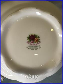 Vintage 1962 Royal Albert Old Country Roses TEAPOT Bone China England 3.5 Cups