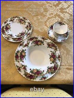 Vintage 1962 royal albert old country roses