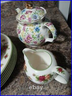 Vintage 1999 Royal Alberts Old Country Roses-17 Piece Set dinnerware