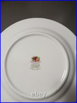 Vintage 1999 Royal Alberts Old Country Roses-17 Piece Set dinnerware