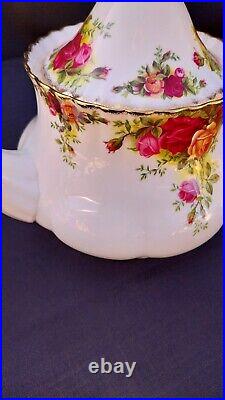 Vintage 1st Quality c1962-1974 Royal Albert Old country Roses Large Teapot