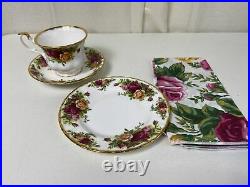 Vintage Old Country Roses Royal Albert Tea Party Set 42 Piece Set Service For 8