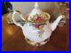 Vintage_Old_English_Country_Rose_Royal_Albert_Teapot_and_Trivet_Under_Plate_01_knm