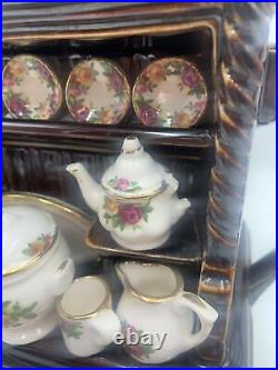 Vintage PAUL CARDEW Teapot WELSH DRESSER Old Country Roses Dishes ROYAL ALBERT