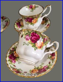 Vintage Royal Albert England Set of Four Old Country Rose Cups & Saucers