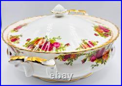Vintage Royal Albert OLD COUNTRY ROSES Bone China Round Covered Vegetable Dish Vintage Royal Albert OLD COUNTRY ROSES Bone China Round Covered Vegetable Dish