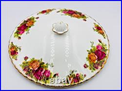 Vintage Royal Albert OLD COUNTRY ROSES Bone China Round Covered Vegetable Dish Vintage Royal Albert OLD COUNTRY ROSES Bone China Round Covered Vegetable Dish