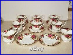 Vintage Royal Albert OLD COUNTRY ROSES Complete Tea Set Service for 8 21 pcs