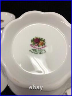 Vintage Royal Albert Old Country Rose 46 Piece Set. Service For 8