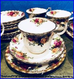 Vintage Royal Albert Old Country Roses 18 Piece Tea Set