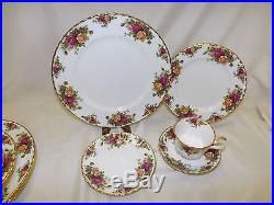 Vintage Royal Albert Old Country Roses 20 pc Dinnerware Set Service for 4