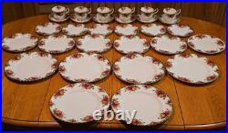 Vintage Royal Albert Old Country Roses 30 Pc Dinner Set Service for 6 England