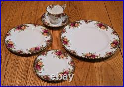 Vintage Royal Albert Old Country Roses 30 Pc Dinner Set Service for 6 England