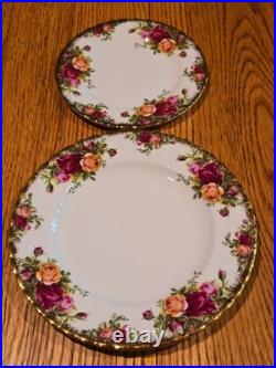 Vintage Royal Albert Old Country Roses 30 Pc Dinner Set Service for 6 England Vintage Royal Albert Old Country Roses 30 Pc Dinner Set Service for 6 England