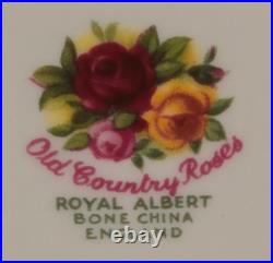 Vintage Royal Albert Old Country Roses 30 Pc Dinner Set Service for 6 England