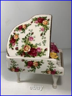 Vintage Royal Albert Old Country Roses Bone China Piano Music Box 7.5 in. (read)