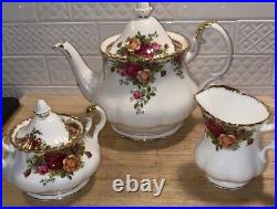 Vintage Royal Albert Old Country Roses Bone China Tea Pot 1962/ Cream & Sugar
