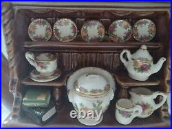 Vintage Royal Albert Old Country Roses China Hutch Ceramic Teapot