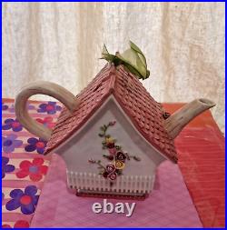 Vintage Royal Albert Old Country Roses Cottage Teapot WithBox