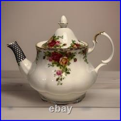 Vintage Royal Albert Old Country Roses England Teapot 8.5 in
