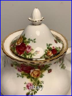 Vintage Royal Albert Old Country Roses England Teapot 8.5 in