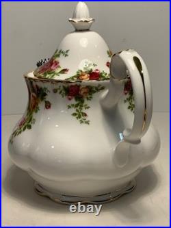 Vintage Royal Albert Old Country Roses England Teapot 8.5 in