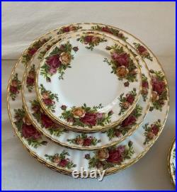 Vintage Royal Albert Old Country Roses Four 5 Piece Place Settings- 20 Pieces
