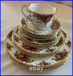 Vintage Royal Albert Old Country Roses Four 5 Piece Place Settings- 20 Pieces
