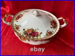 Vintage Royal Albert Old Country Roses Large Covered Serving Dish